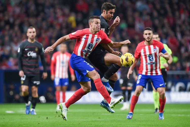 西甲中游乱战！阿拉维斯主场迎战马竞，昔日冠军能否客场止颓？