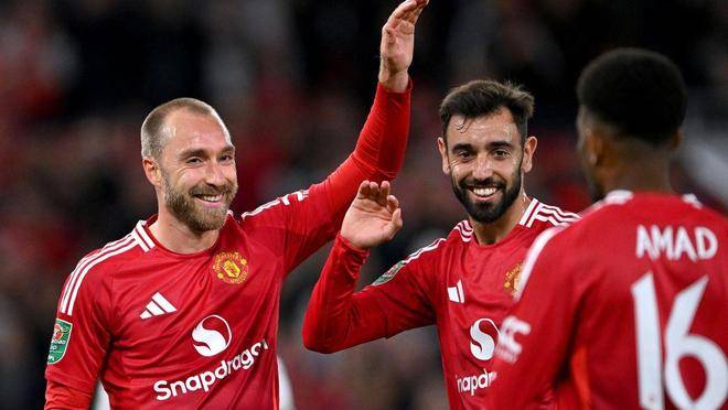 告别英超赴德甲！埃里克森加盟沃尔夫斯堡，曼联众将齐送祝福